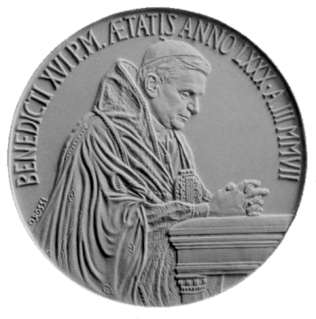 Moneta da 5€, recto di modello in gesso. Committente: Città del Vaticano, 2007